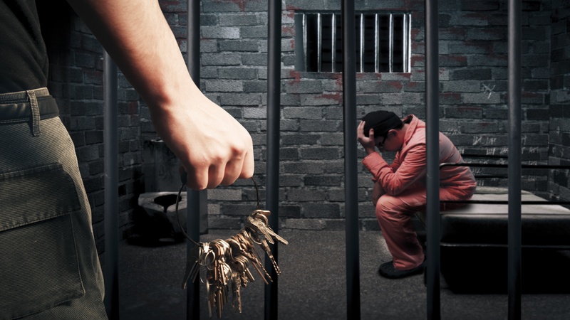 How Bail Is Set and Why Service From a Bail Bondsman in Hollywood Florida Often Is Needed